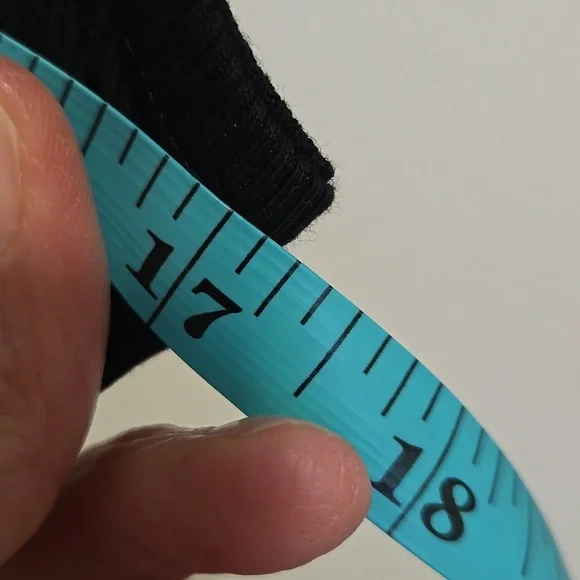 Hem & Thread Pleated Dress NWT - Picture 5 of 6